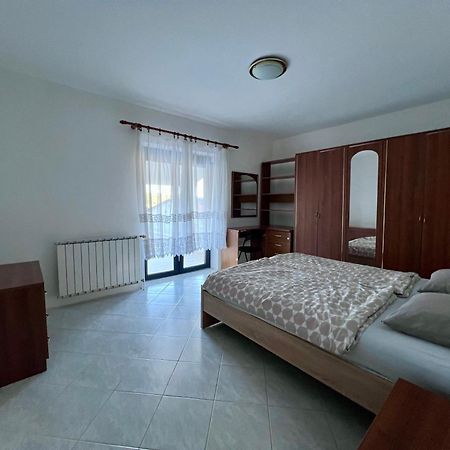 Apartments Palit Rab Exterior photo