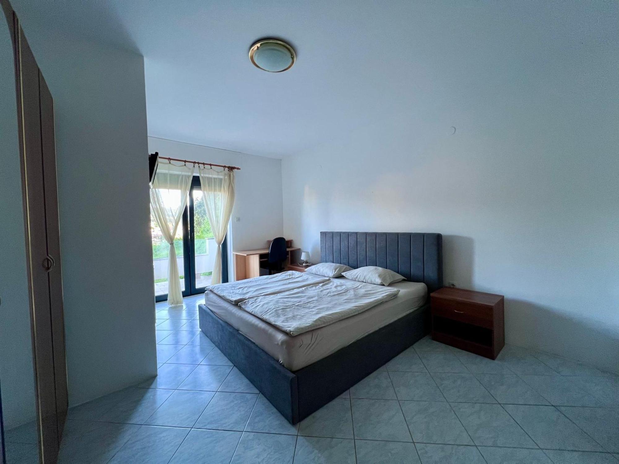 Apartments Palit Rab Exterior photo
